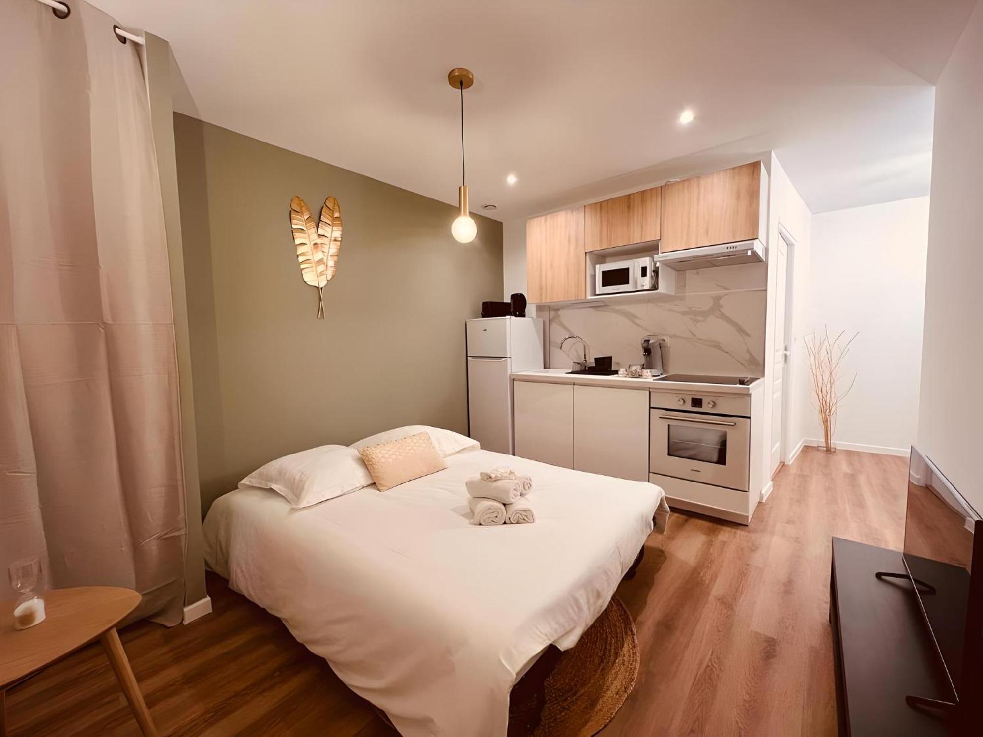 Le Golden - Home Homy Vierzon Εξωτερικό φωτογραφία